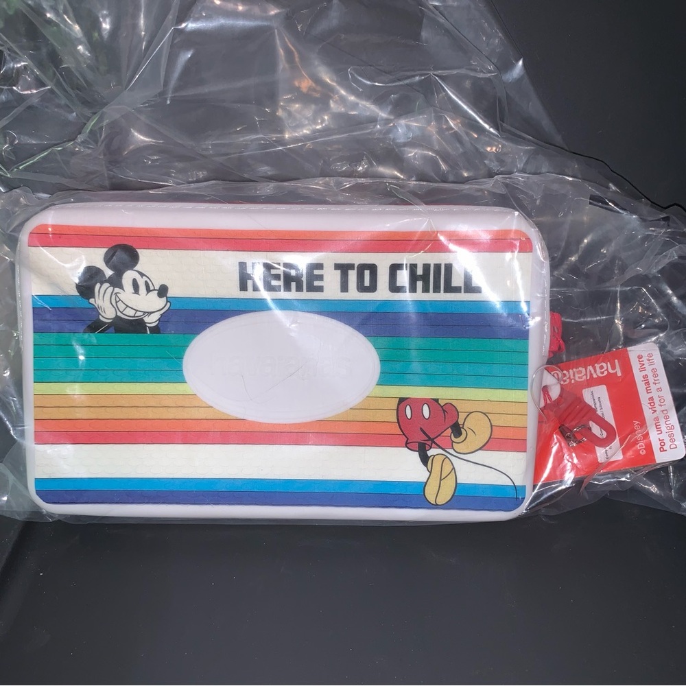 Havianas Mickey rainbow wristlet
